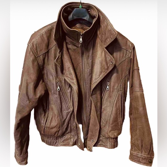 Wilsons Leather Other - SOLD ‼️Mens WILSONS LEATHER Bomber Jacket Zip Out Thinsulate Lining Zipper Snaps
